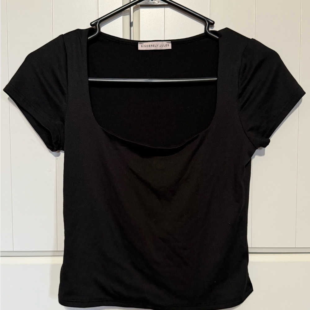 Sincerely Jules Classic Black Short Sleeve Slightly Cropped Top